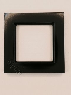 AC581SW Рамка 1-кратная; черная