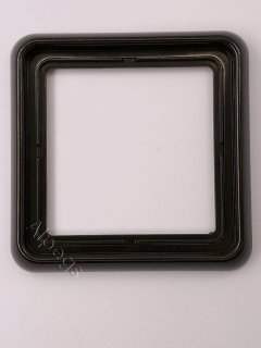 CD581BR Рамка для вертикальной и горизонтальной установки, однократная, коричневая