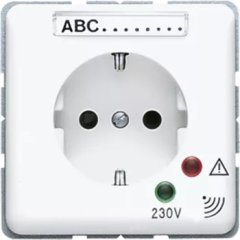 CD521KINAUFWW Штепсельная розетка SCHUKO  16А 250V  с защитой от перенапряжения; белая