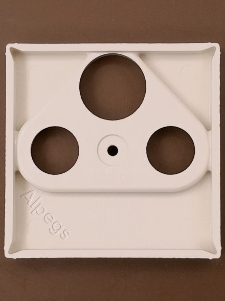 A561PLSAT Крышка для SAT-TV-розетки; слоновая кость