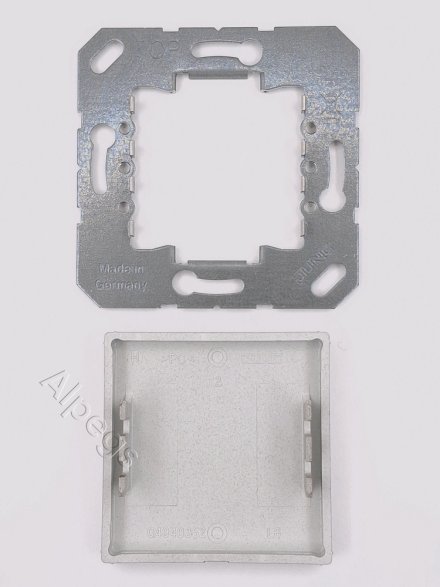 A594-0MO A 500, Заглушка без отверстий с несущим каркасом для произвольных вырезов, мокко
