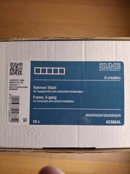 AC585AL Рамка 5-кратная; алюминий