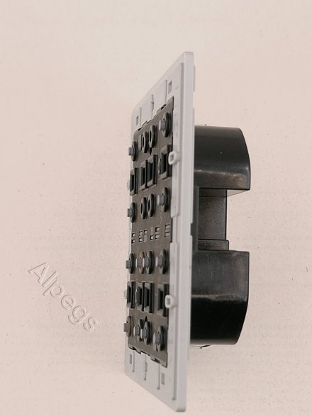 Кнопочный модуль универсальный F40, 3 группы, KNX 42931ST