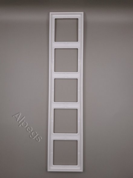 LS985WW Рамка 5-кратная; белая