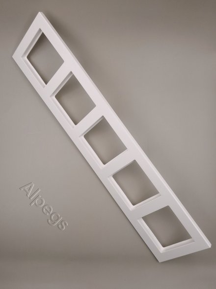 AC585WW Рамка 5-кратная; белая
