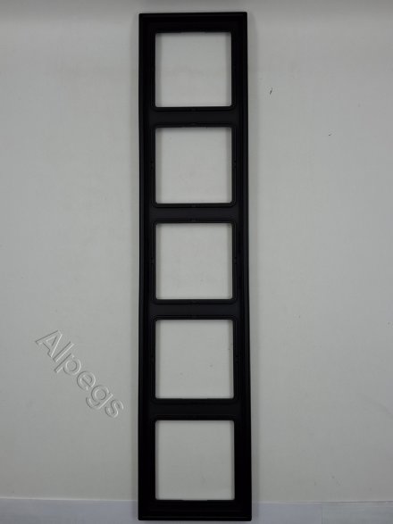LS990 Рамка 5-местная, цвет матовый черный LS985SWM