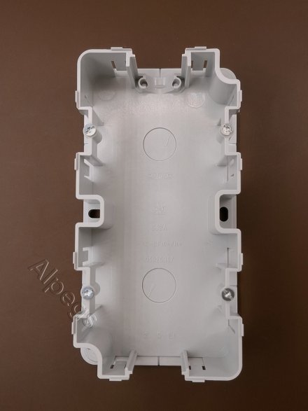 AS582AW Коробка для накладного монтажа 2-кратная; слоновая кость