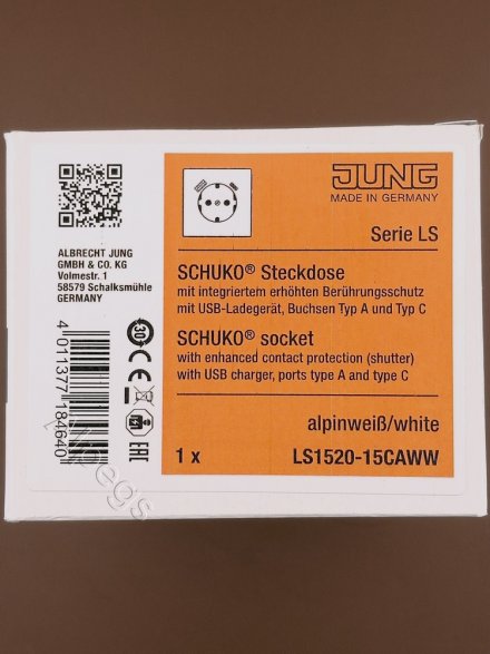 Розетка 2К+З 16А 250В, с разъемом USB Typ AC LS1520-15CAWW