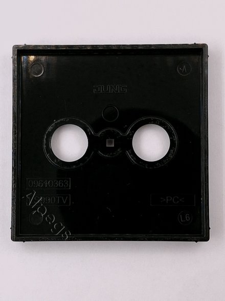 LS990TVSW Крышка для телевизионной розетки; черная