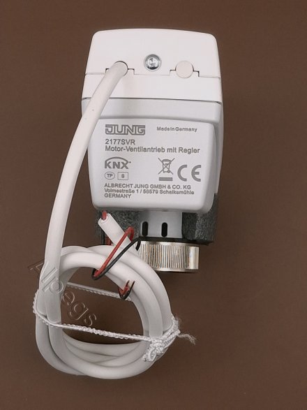 Сервопривод клапана с контроллером (термостатом), 2177SVR