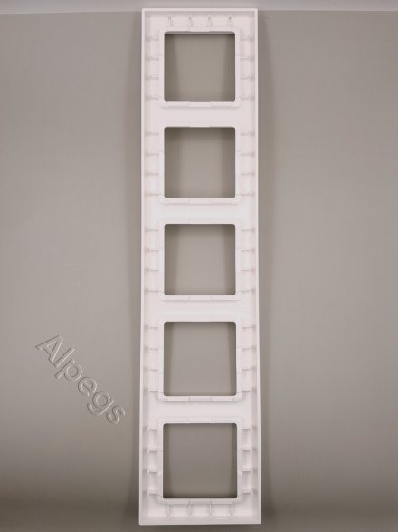 Jung A550 - Рамка 5-ая, цвет белый A5585BFWW