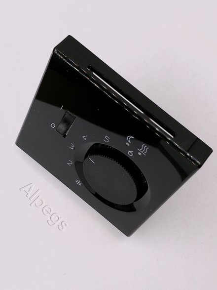 LSFTR231PLSW Крышка для регулятора подогрева пола; чёрная. Артикул снят с производства. Замена артикул  LS1749BFSW