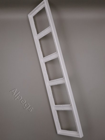 LS985WW Рамка 5-кратная; белая