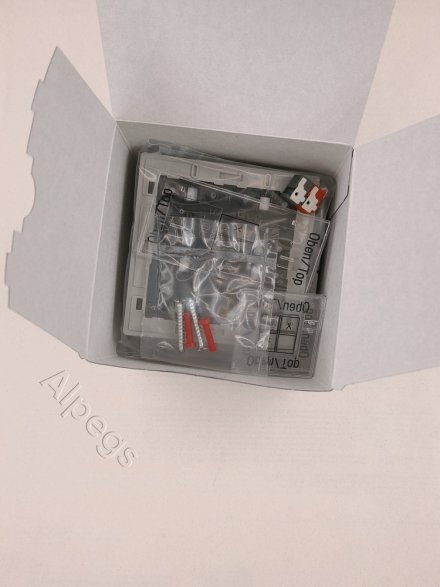 Кнопочный модуль универсальный F40, 3 группы, KNX 42931ST