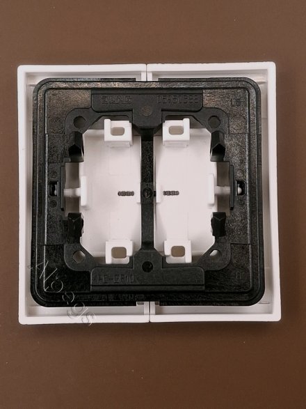 LS995KO5WW Клавиши для сдвоенного выключателя с подсветкой; белые