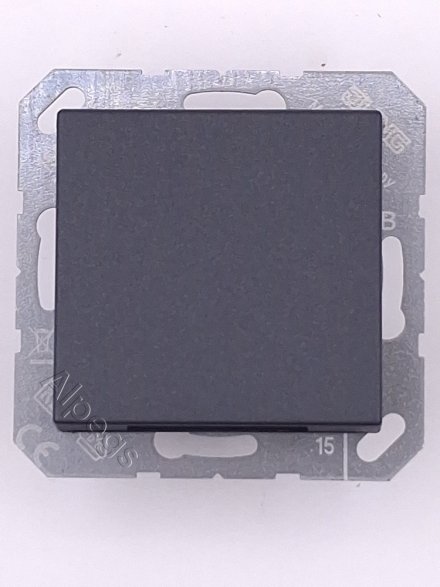 Розетка с заземляющими контактами 16А/250 В с защитой от детей, A1520BFKIANM