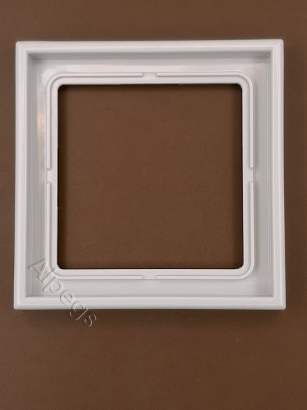 LS981LG Рамка 1-кратная; светло-серая