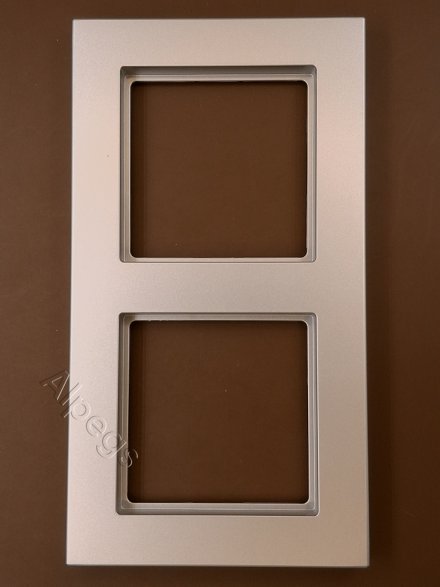 Jung A550 - Рамка 2-ая, цвет алюминий A5582BFAL