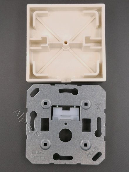 LS990A Подсоединитель провода с разгрузкой натяжения; слоновая кость