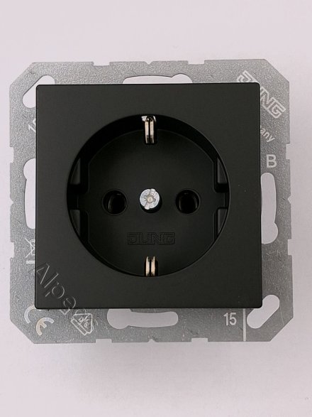 A500 Розетка 2К+З 16 А 250В , цвет матовый черный A1520BFSWM