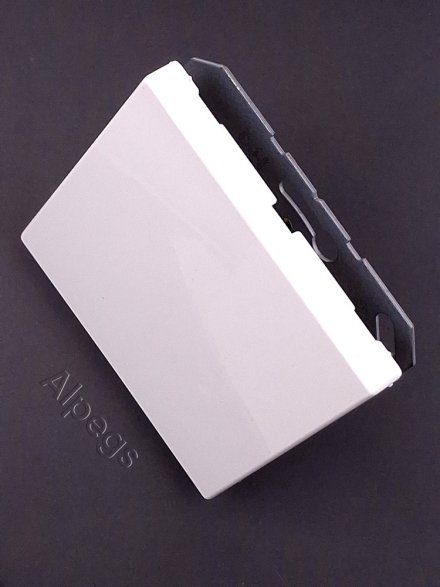 LS994BWW Крышка без отверстий для произвольных вырезов; белая