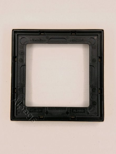 LSmetal Рамка 1-ная, латунь. ME2981C