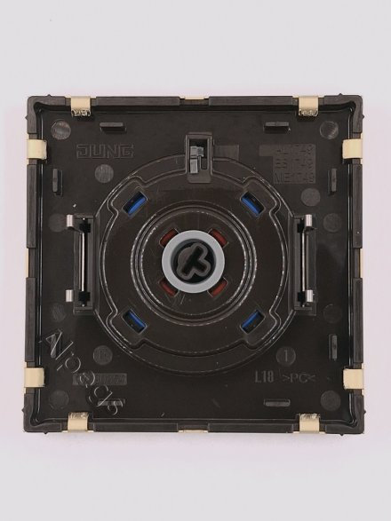 Крышка для регулятора подогрева пола; Металлическое исполнение, латунь Classic, ME 1749 C