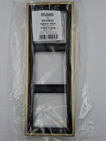 LSmetal Рамка 3-ная , латунь. ME2983C