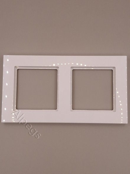 Jung A550 - Рамка 2-ая, цвет белый A5582BFWW