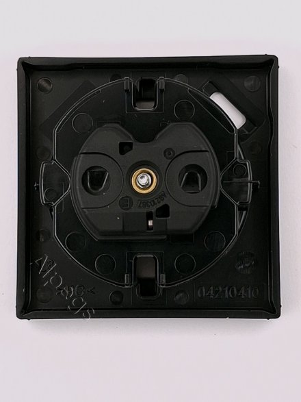 Розетка 2К+З 16А 250В, цвет матовый черный A1520-18CSWM