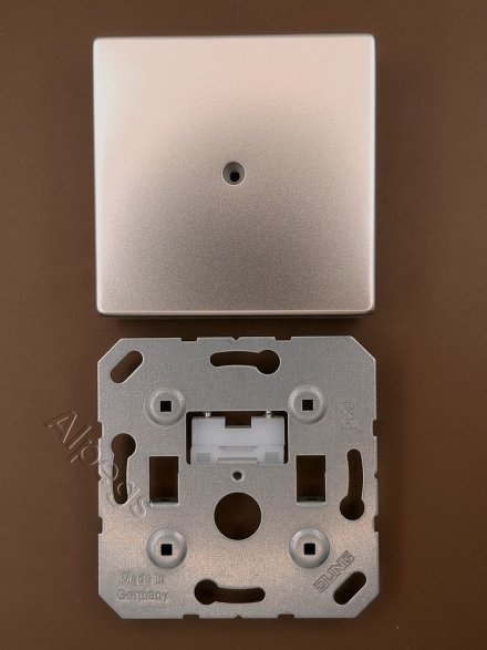 LSmetal Вывод кабеля, стальн. ES2990A