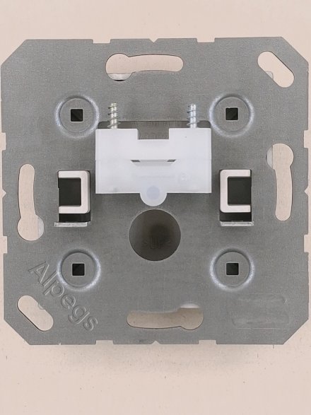 A590ACH Подсоединитель провода с разгрузкой натяжения; шампань