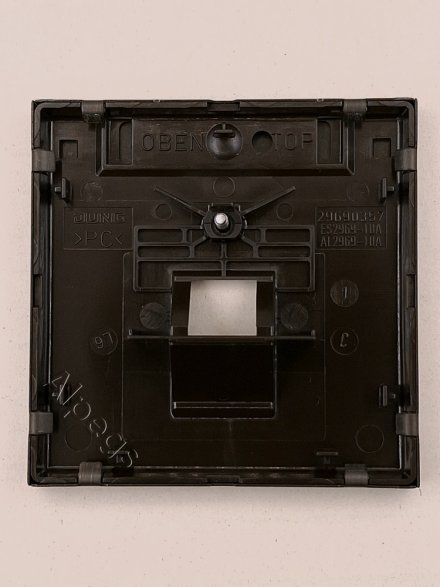 LSmetal Накладка для комп. розетки 1хRJ45, античн. латунь. ME2969-1UAAT