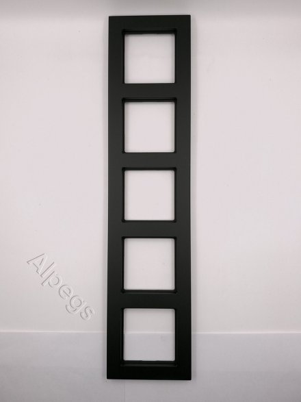 Jung A550 - Рамка 5-ая, цвет матовый черный A5585BFSWM