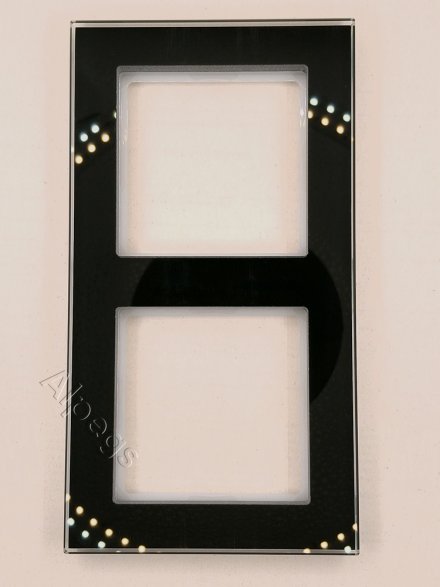 AC582GLSW Рамка 2-кратная; черная