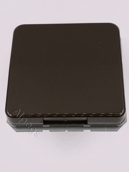 CD1520BFKLBR Штепсельная розетка SCHUKO 16A 250V  с защитой от влажности; коричневая