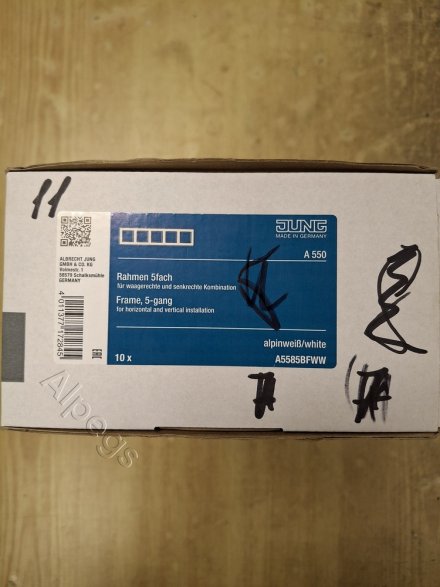 Jung A550 - Рамка 5-ая, цвет белый A5585BFWW