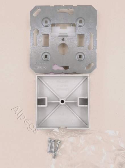 A590ACH Подсоединитель провода с разгрузкой натяжения; шампань