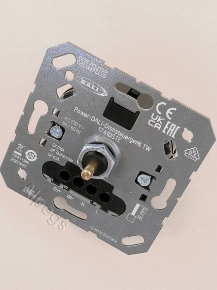 DALI-диммер, питающий 1741DSTE