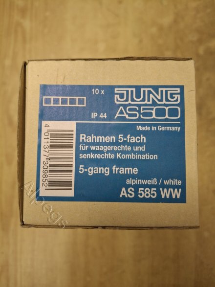 AS585WW Рамка 5-кратная для вертикальной и горизонтальной установки; белая