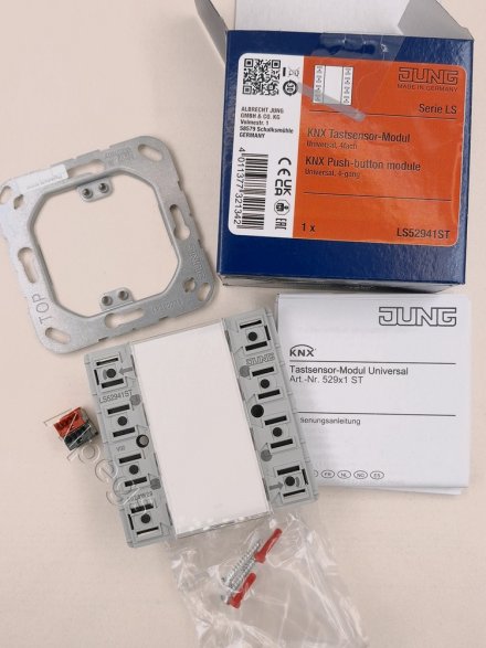 Кнопочный модуль F50 универсальный, 4 группы, в комплекте с LS50NA, LS990 LS52941ST