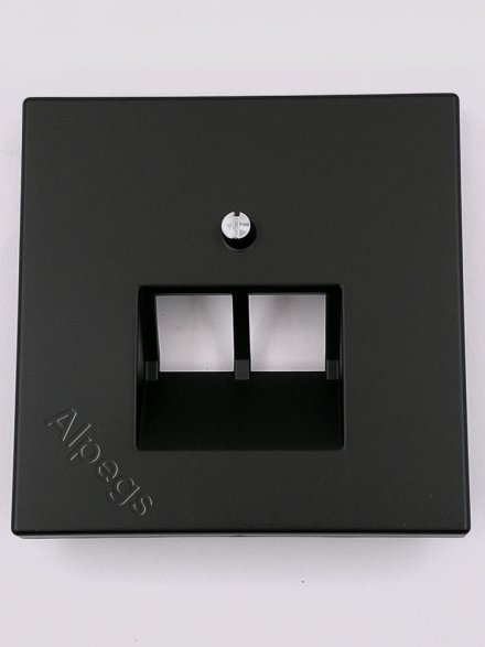 LS990 Накладка для комп./тлф. розетки 2хRJ45, цвет матовый черный LS969-2UASWM