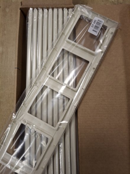 EP485 Рамка 5-кратная для вертикальной и горизонтальной установки; слоновая кость