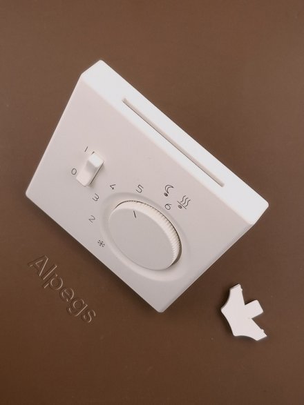 LS990 Накладка для мех-зма терморегулятора пола с выкл. FTR 231 U, белый матовый LSFTR231PLWWM. Артикул снят с производства. Замена артикул LS1749BFWWM