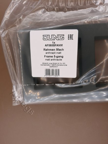 Jung A Flow - Рамка 5-ая, цвет антрацит AF585BFANM