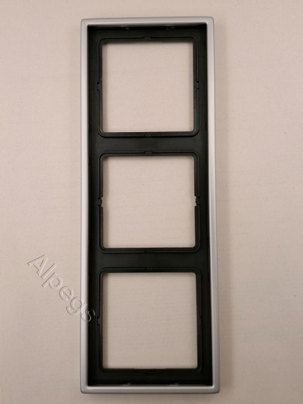 LSmetal Рамка 3-ная , алюм. AL2983