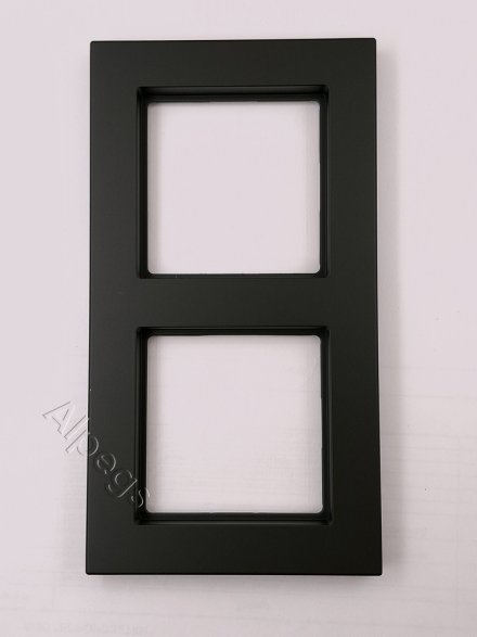 Jung A550 - Рамка 2-ая, цвет матовый черный A5582BFSWM
